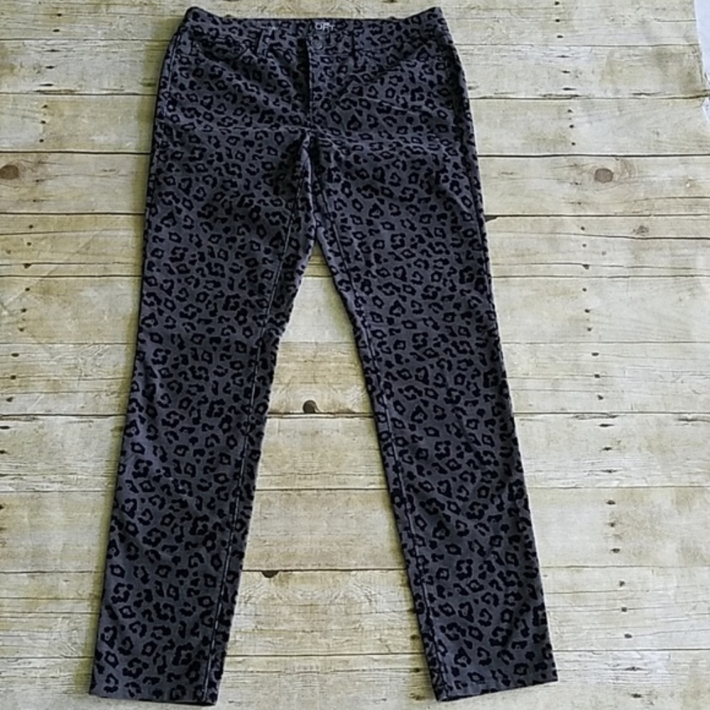 Loft Modern Skinny Gray Corduroy Pants LOFT Size 6